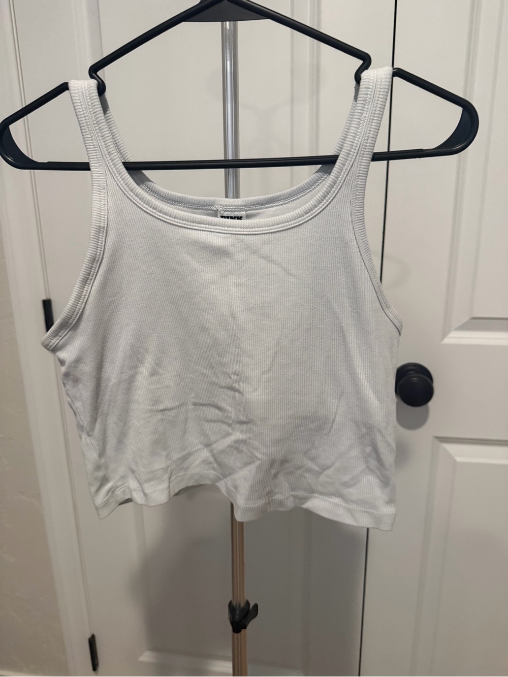 PINK Victoria's Secret White Ribbed Crop Tank